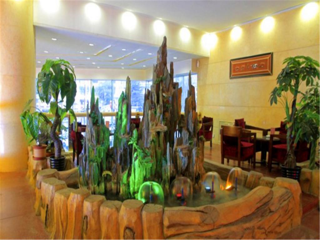 Lanzhou Hualian Hotel Exteriör bild